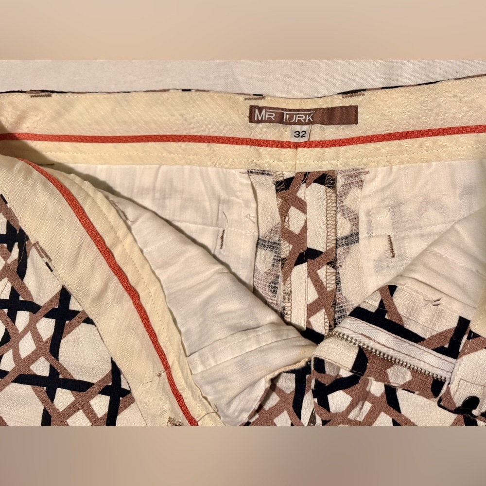 Stylish Brown Patterned Men's Flat Front Shorts V… - image 3